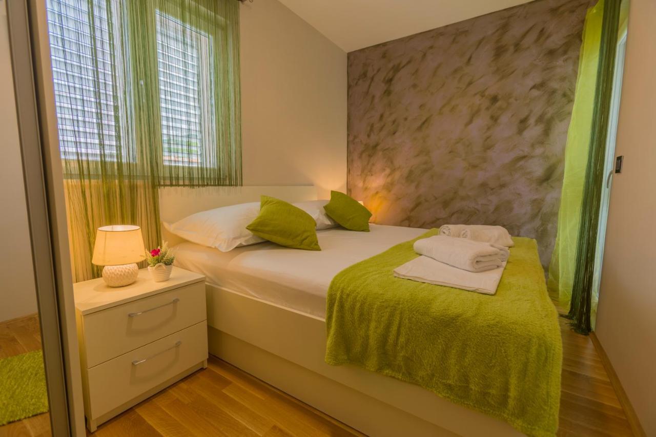 Apartment Paradise Макарска Екстериор снимка